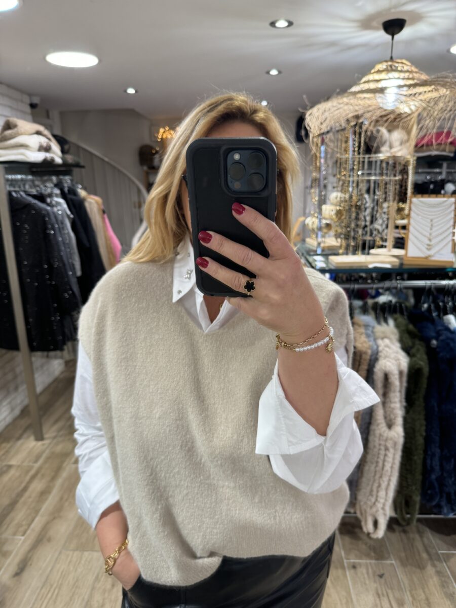 Pull sans manche beige