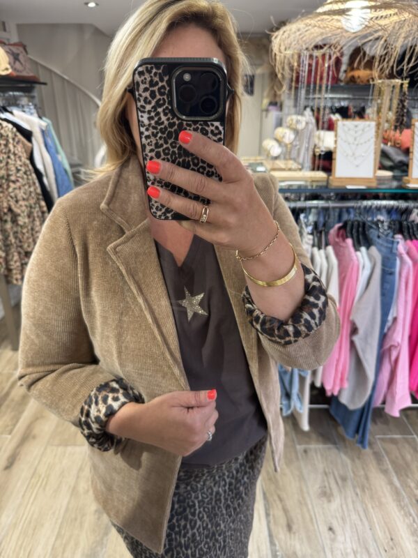 Veste en velours camel
TU