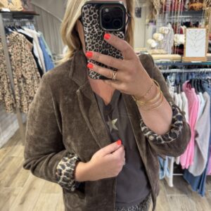 Veste en velours marron
TU