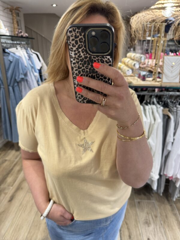 T.shirt camel «étoile »
TU
