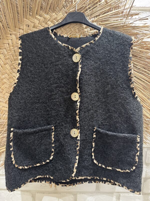 Gilet à boutons avec poche noir TU