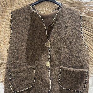 Gilet à bouton avec poche marron 
TU