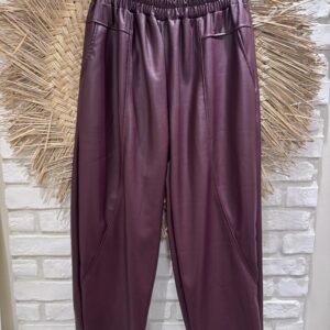Pantalon coupe Barrel en similicuir bordeaux